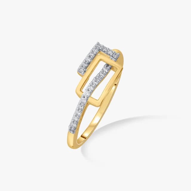Chic Geometric Links Diamond Ring