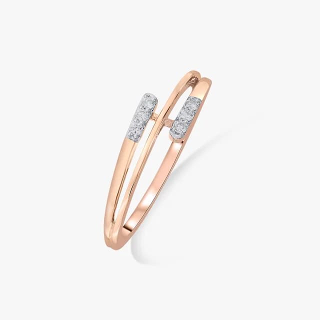 Gliding Beams Diamond Ring