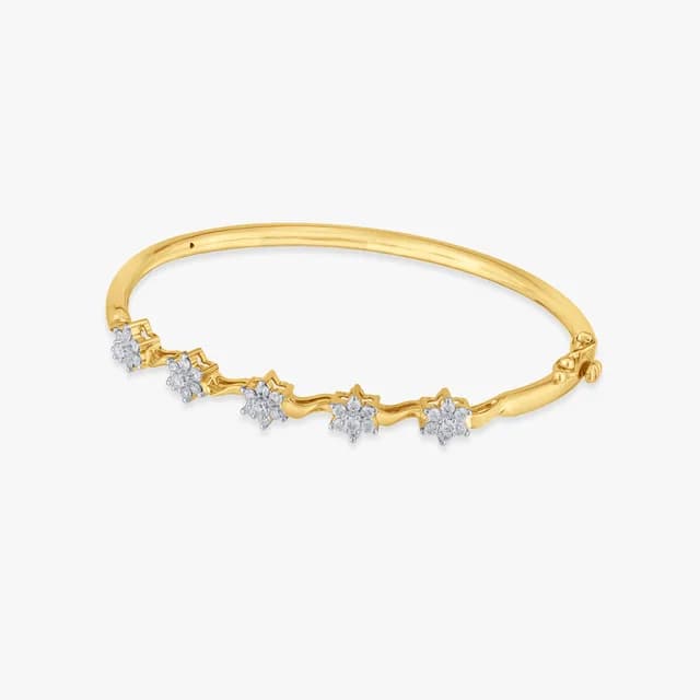 Twinkling Petals Diamond Bracelet